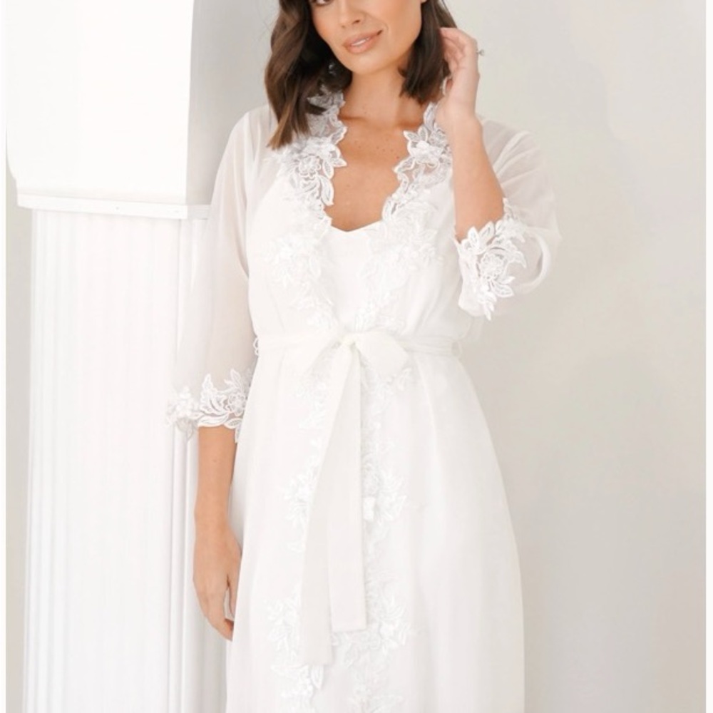 Le Rose Bridal Robe